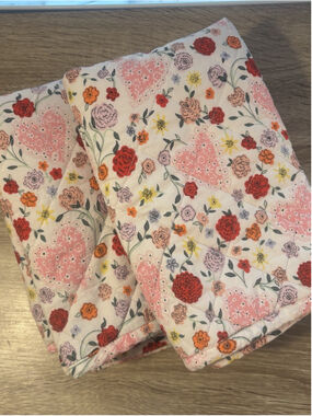 Cath Kidston London PINK Floral Hearts Pillow Shams 20" x 26" Cottage Set of 2